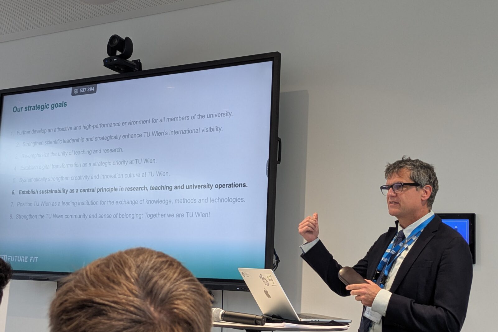TU Wien Rektor Jens Schneider bei der Eröffnung des Symposiums